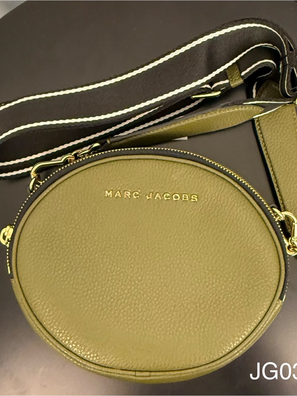Marc Jacobs Rewind Oval Leather Crossbody Olive
